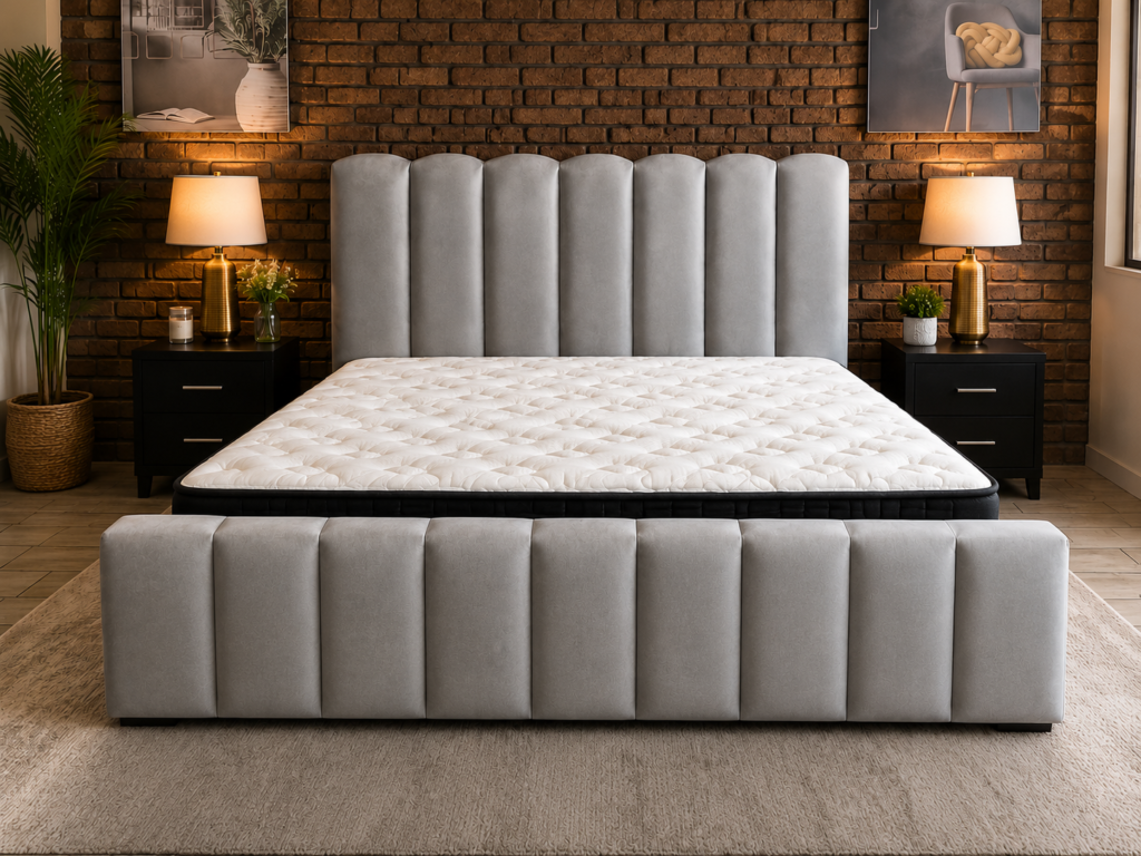 Scallop Sleigh-Bed